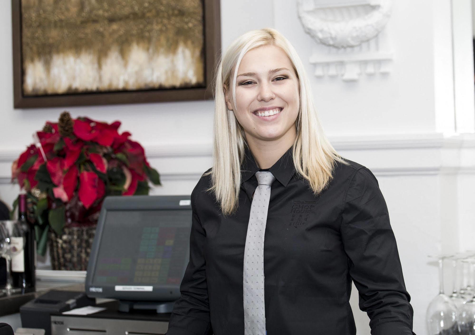 Park Plaza Hotel Сегиин Екстериор снимка